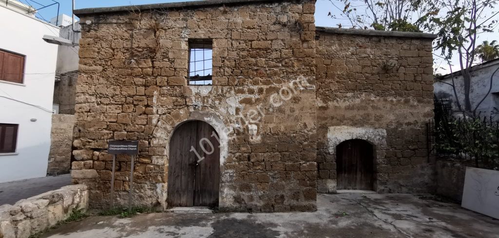 GIRNE MERKEZ´DE RESTORASYON EVI/PROJESI