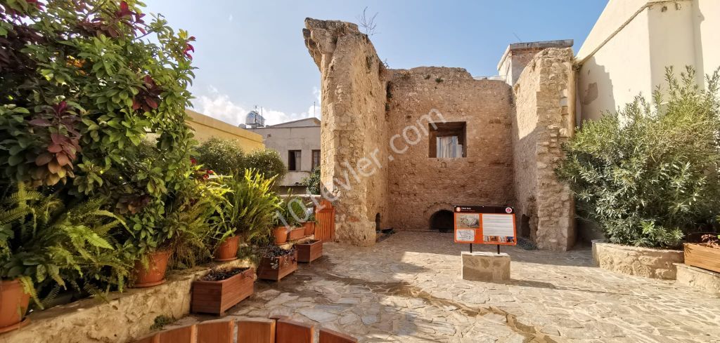 RESTORATION HOUSE/PROJECT IN CENTRE OF KYRENIA