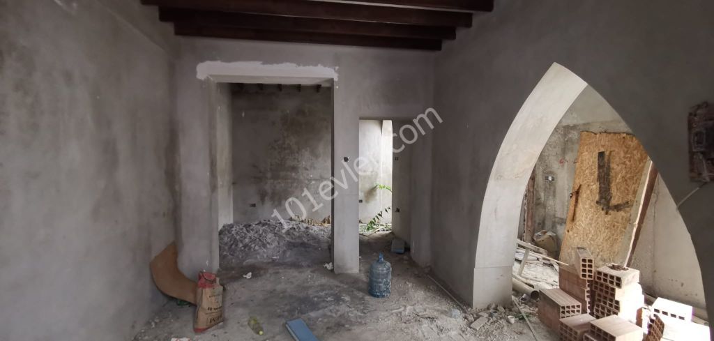 RESTORATION HOUSE/PROJECT IN CENTRE OF KYRENIA