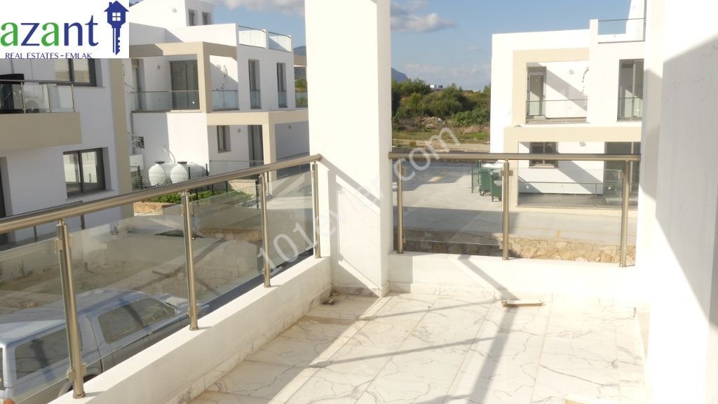 FOR RENT, BRAND NEW, 2-BEDROOM APARTMENT AND   ROOF TERRACE WITH STUNNING VIEWS.