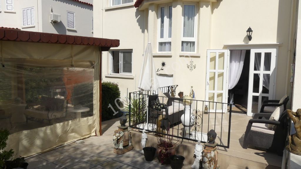 FOR SALE, IDEAL FAMILY HOME OR INVESTMENT, SEMI DETACHED VILLA IN KARAOGLANOGLU