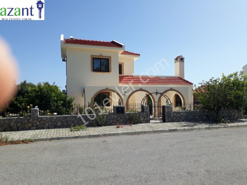 TO RENT, A LARGE 3 BEDROOM VILLA, IN A PRIVATE LOCATION IN KARSIYAKA.