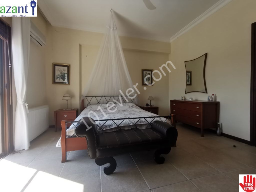 Top Quality 3 Bed Villa with Pool in Lapta 