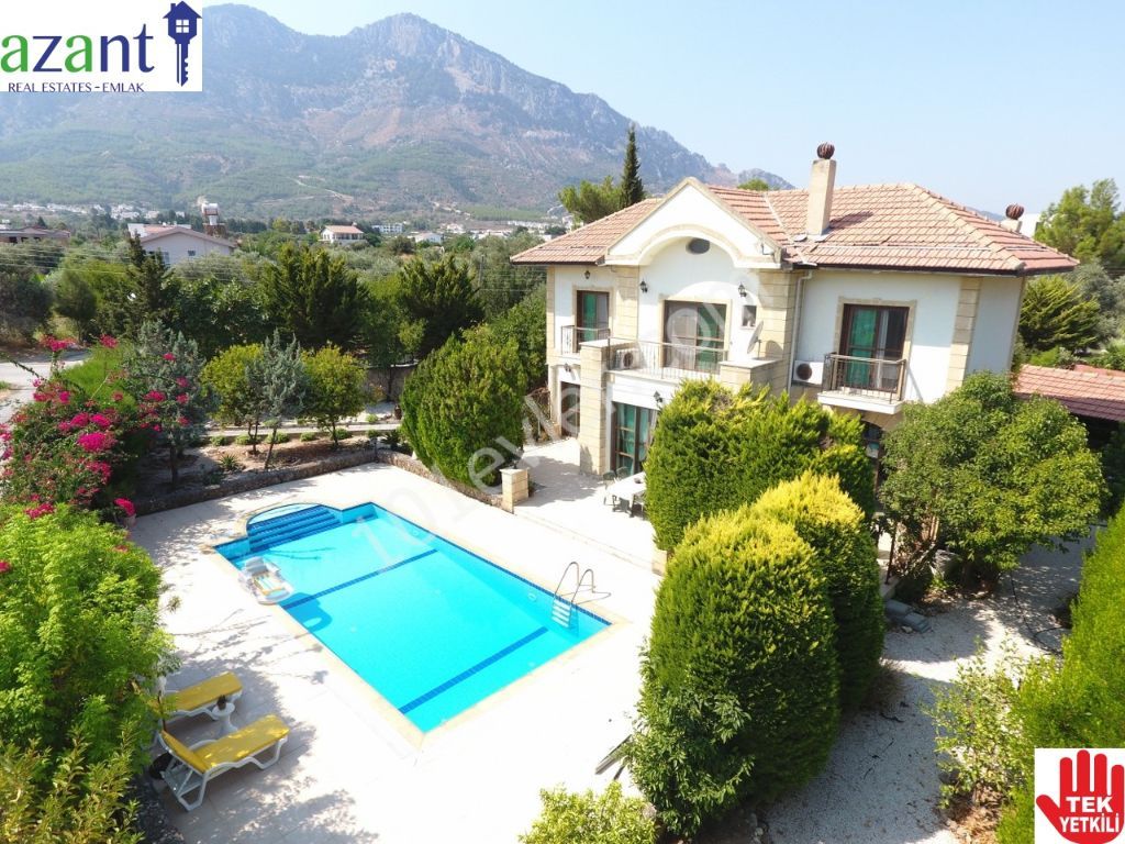 Top Quality 3 Bed Villa with Pool in Lapta 