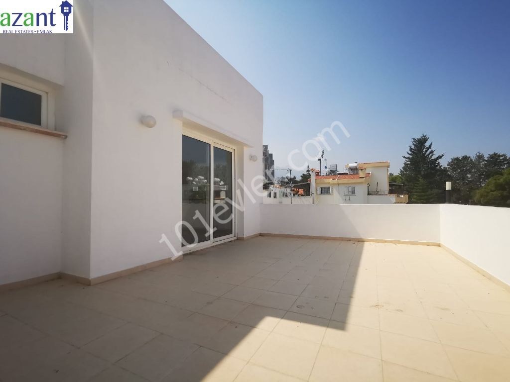 Yukarı Girne'de Satılık 3+1 Penthouse 