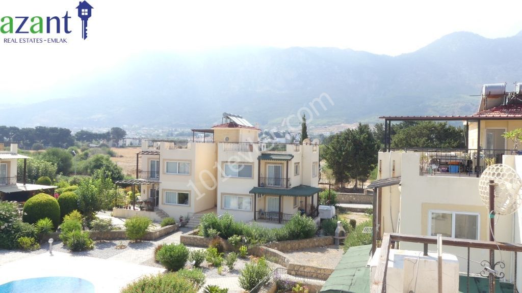 APARTMENT WITH A PRIVATE ROOF TERRACE AND COMMUNAL POOL ON A POPULAR SITE IN LAPTA.