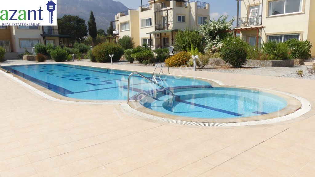 APARTMENT WITH A PRIVATE ROOF TERRACE AND COMMUNAL POOL ON A POPULAR SITE IN LAPTA.