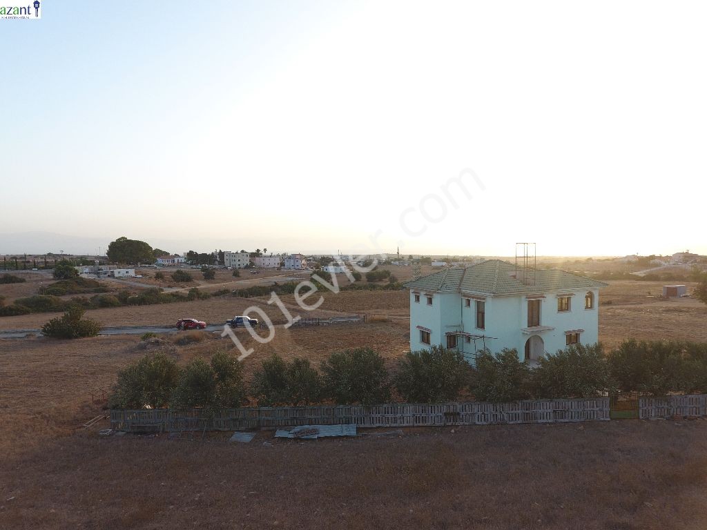 6.5 DONUM LAND WITH HOUSE IN AKDENIZ VILLAGE 