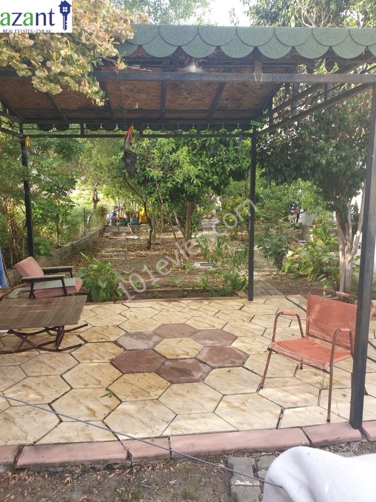 2 BEDROOM GROUND FLOOR APARTMENT IN KYRENIA CENTRE 