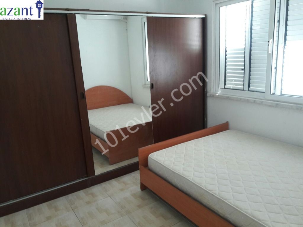 ZENTRUM VON KYRENIA DE 2 + 1 DAIRE ** 