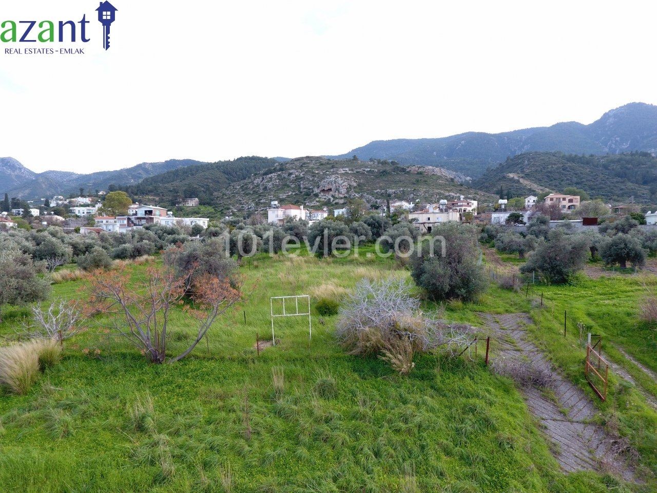 LAND WITH SEA VIEWS IN ALSANCAK