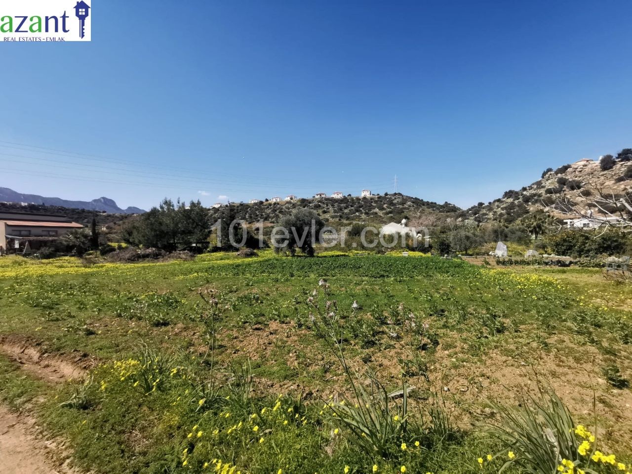 LAND WITH SEA VIEW IN ESENTEPE