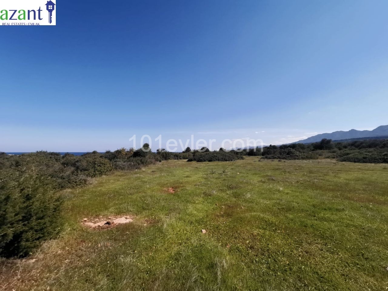 LAND WITH SEA VIEW IN ESENTEPE