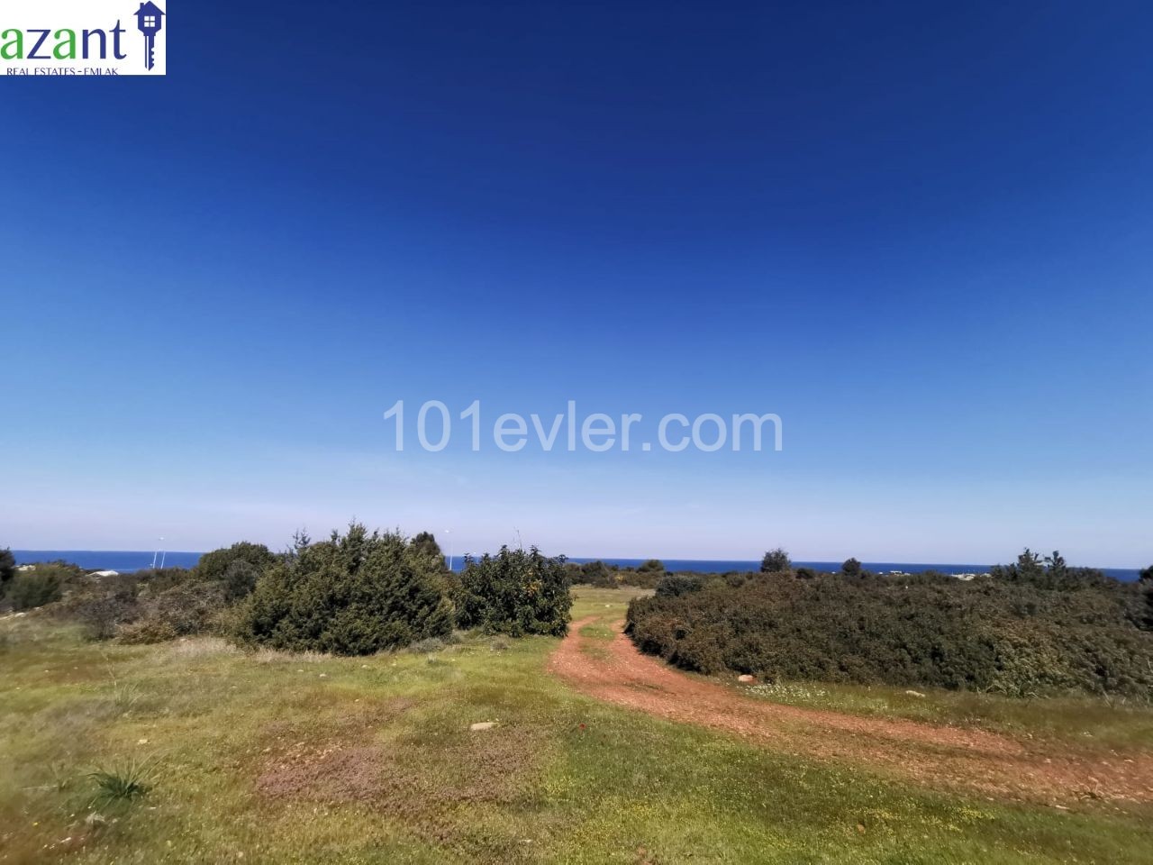 LAND WITH SEA VIEW IN ESENTEPE