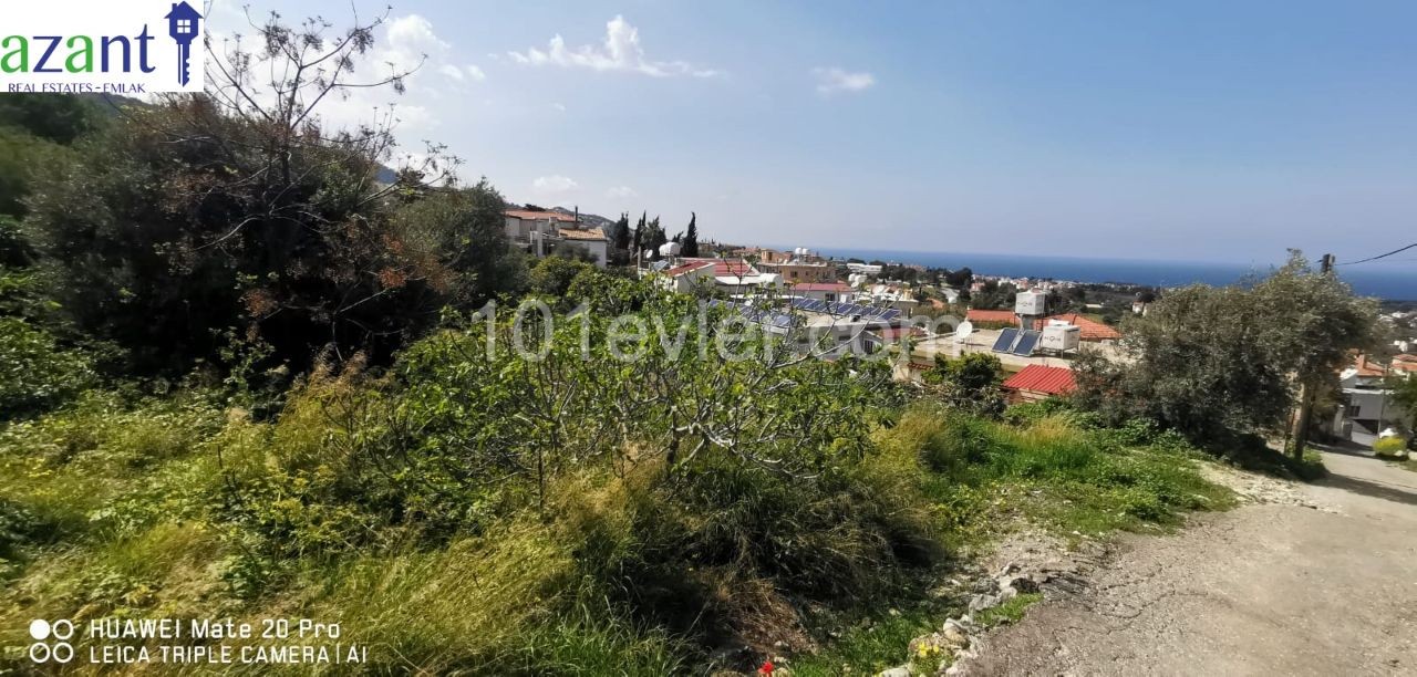 GRUNDSTÜCK MIT MEERBLICK IN KYRENIA KARSIYAKA ** 