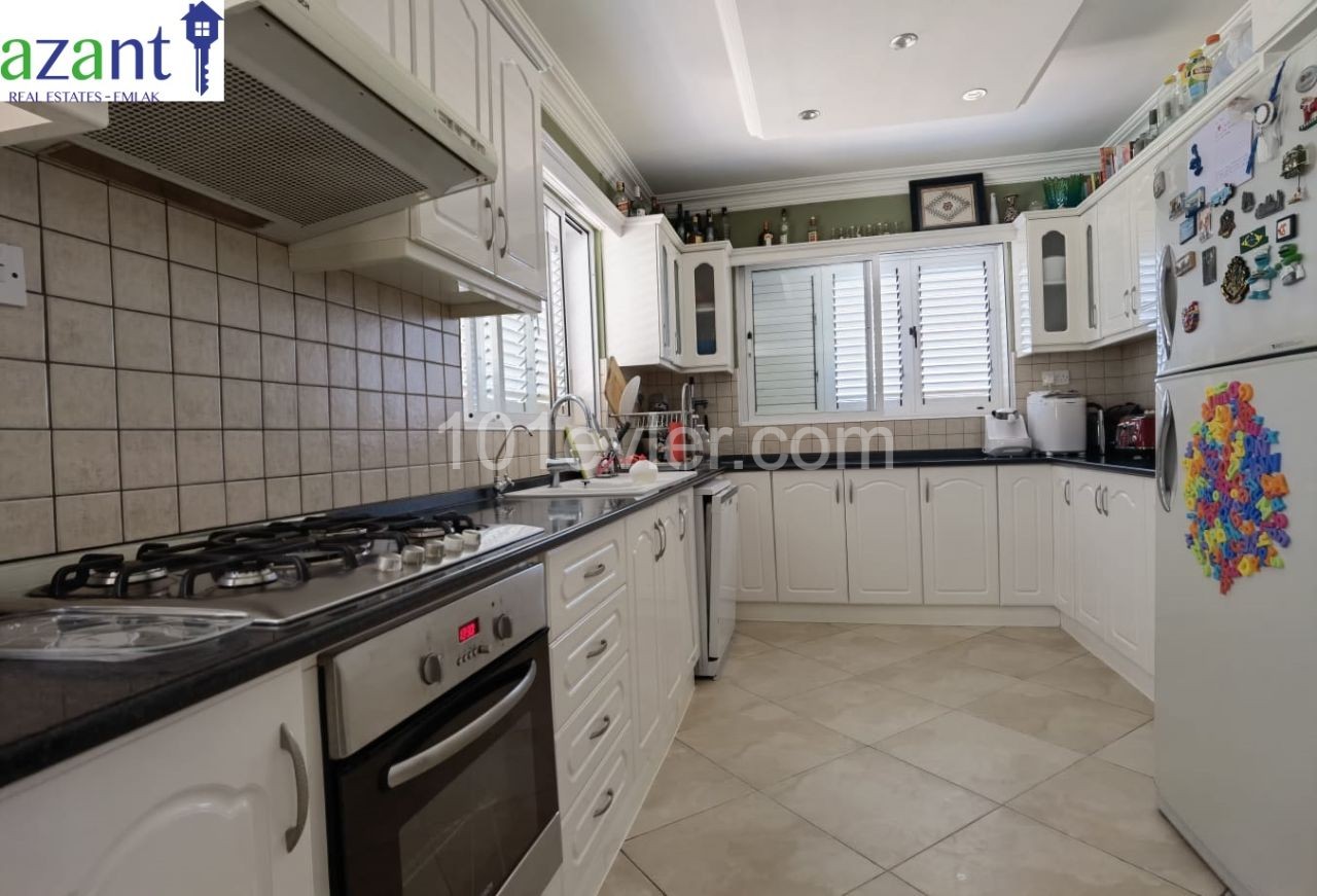 BEAUTIFUL 3 BEDROOM VILLA WITH POOL IN 1.5 DONUM PLOT IN ALSANCAK