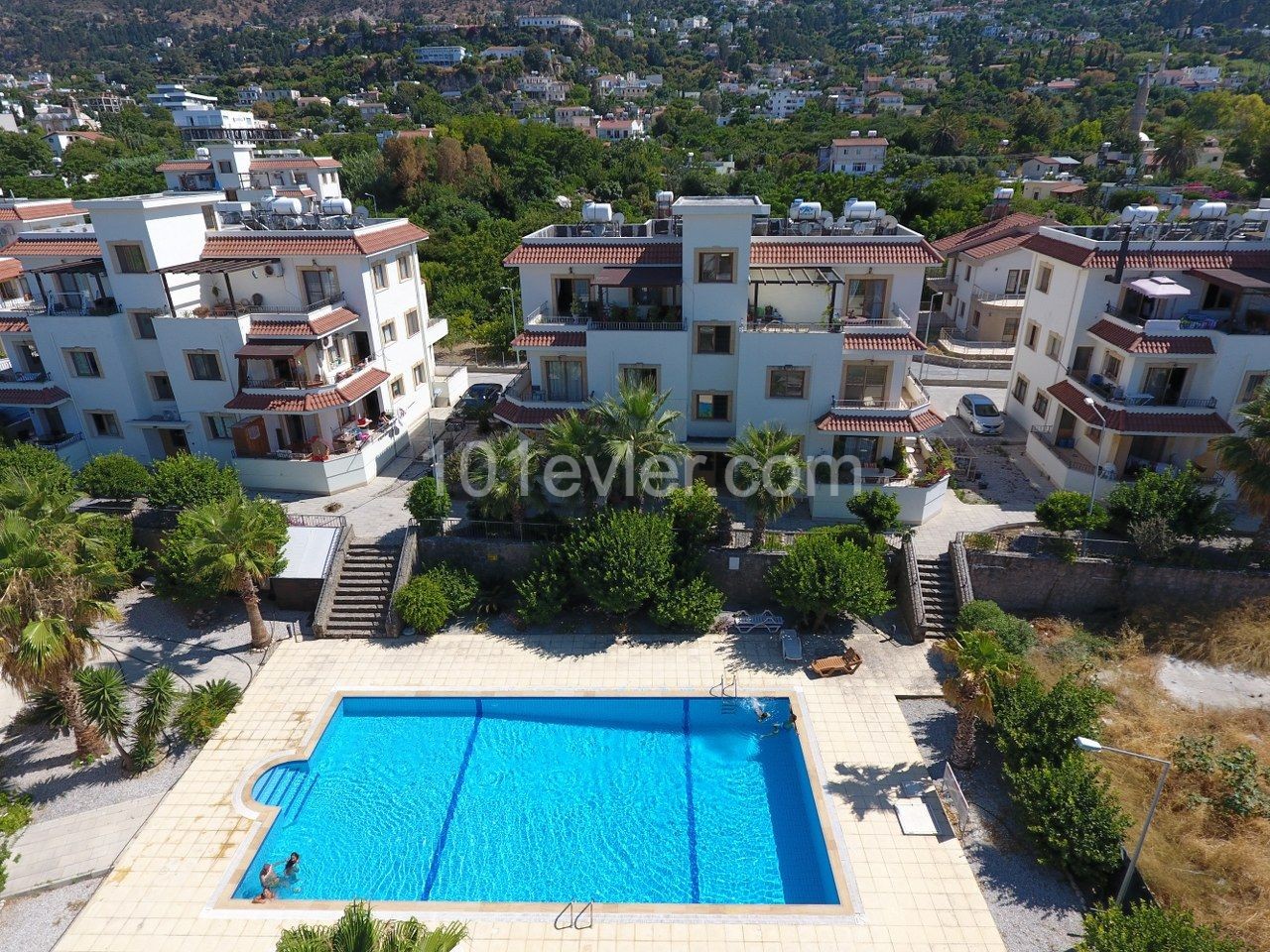 LUXURY MODERN APARTMENT ON FABULOUS SITE IN LAPTA