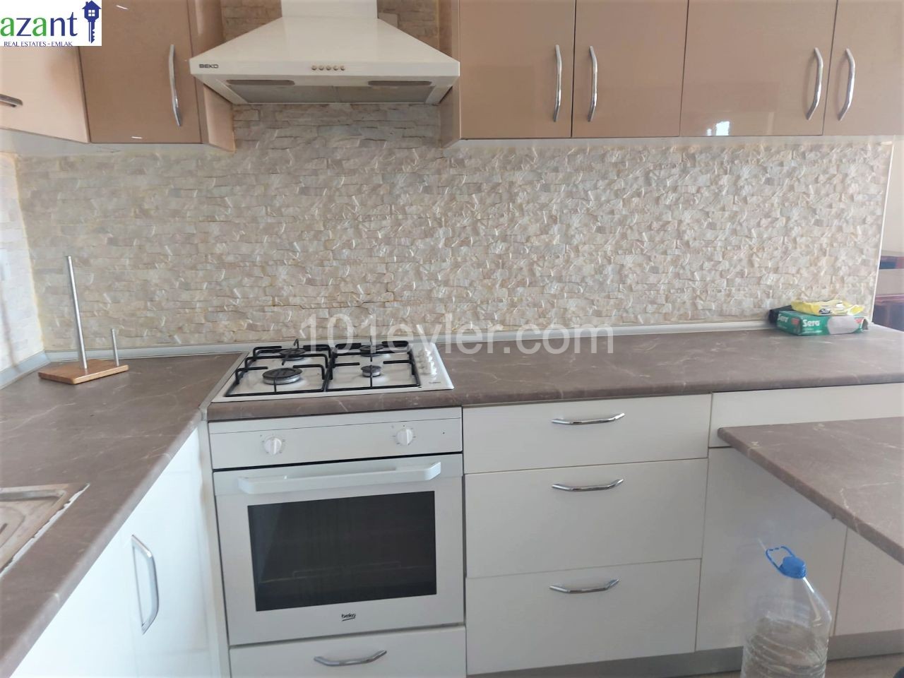 GİRNE'DE 3 YATAK ODALI MODERN DAİRE