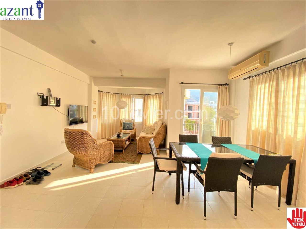 STUNNING 3 BEDROOM PENTHOUSE WITH COMMUNAL POOL IN ALSANCAK