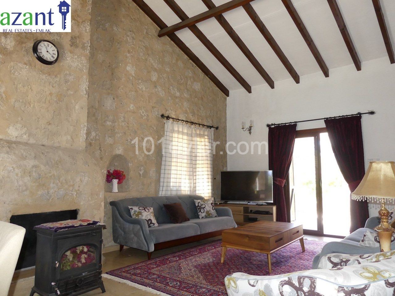 LUXURY STONEHOUSE WITH POOL IN KARSIYAKA