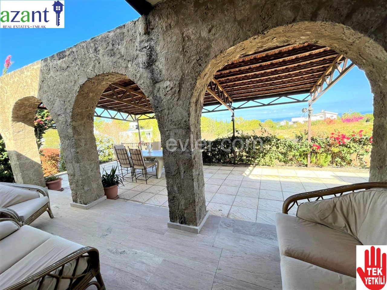 STONE VILLA WITH POOL IN ALSANCAK