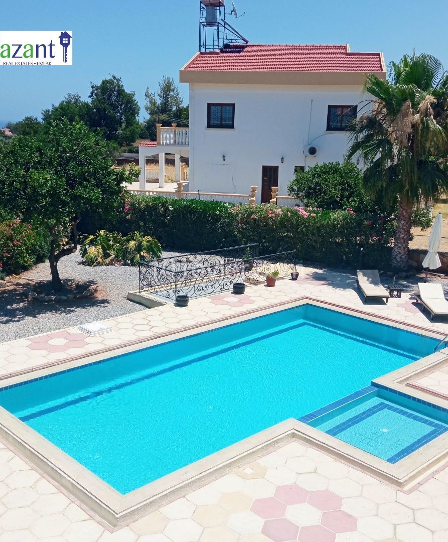 AMAZING 4 BEDROOMS VILLA WITH SWIMMING POOL IN ALSANCAK