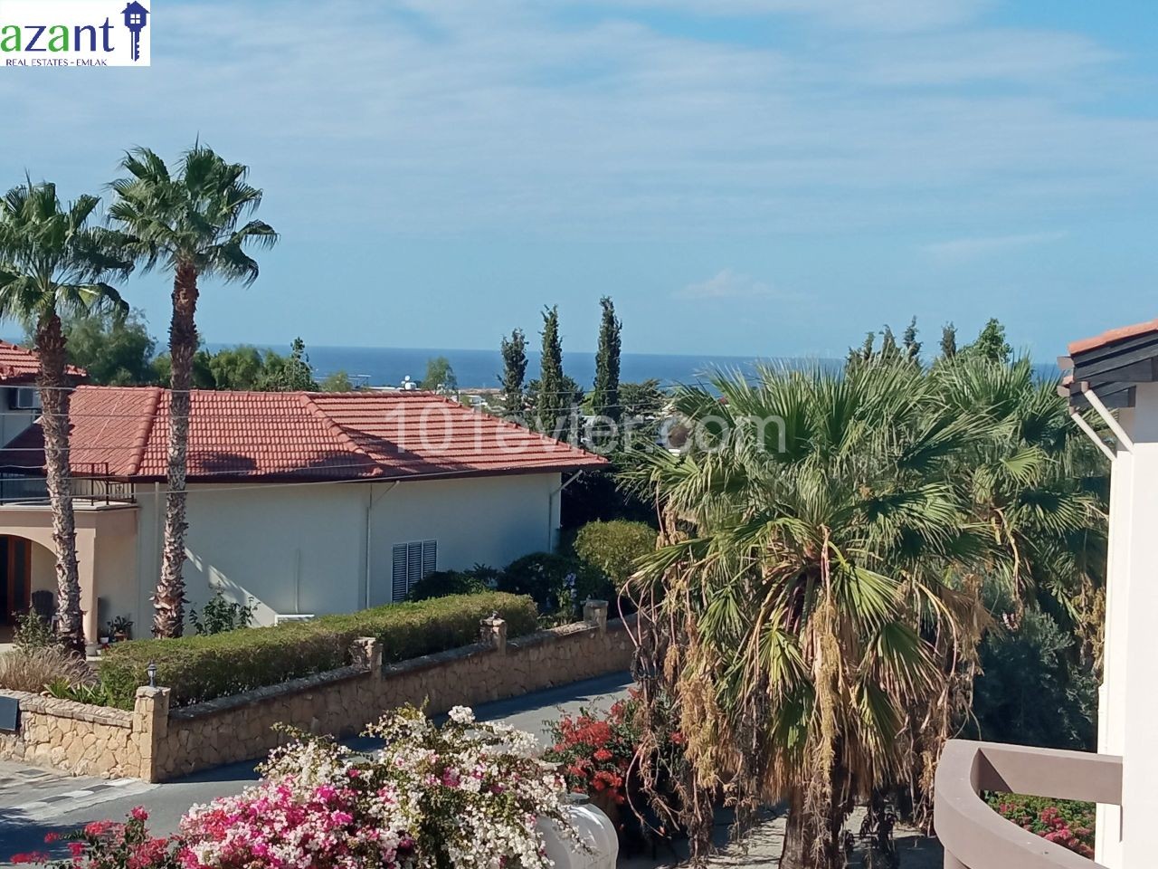 AMAZING 4 BEDROOMS VILLA WITH SWIMMING POOL IN ALSANCAK