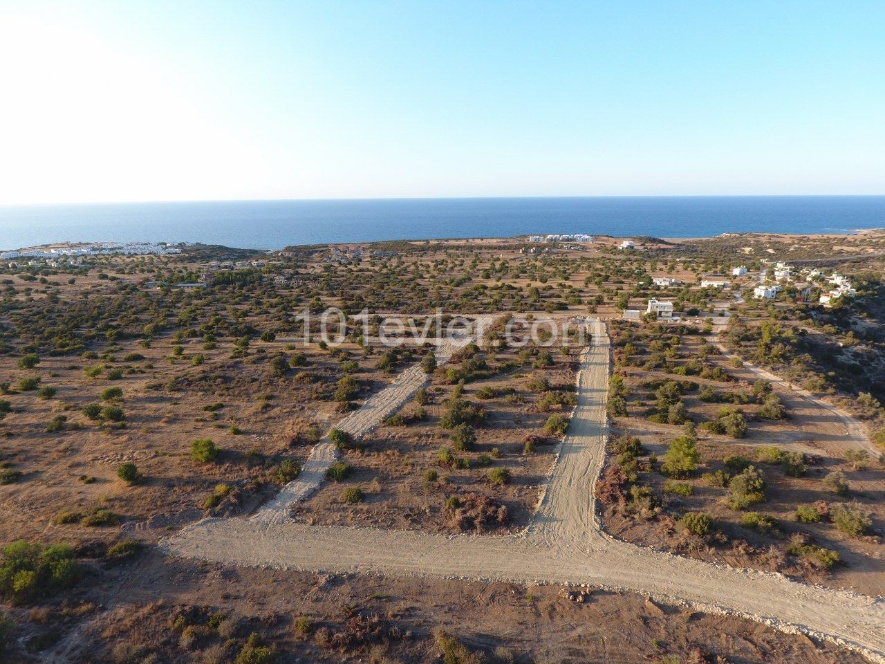 LAND WITH UNINTERRUPTED SEA VIEW