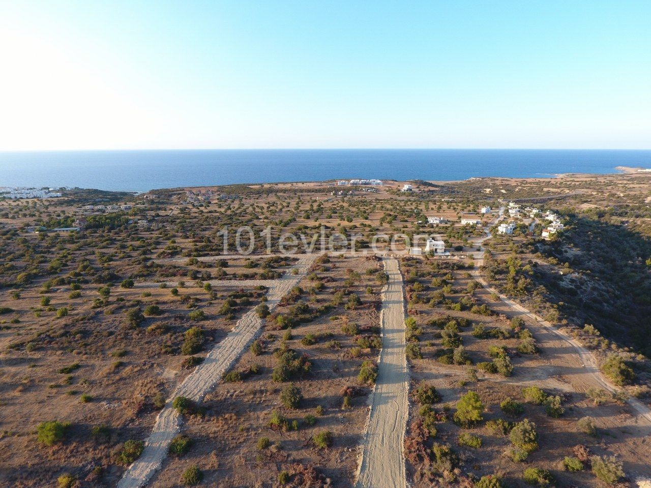 LAND WITH UNINTERRUPTED SEA VIEW