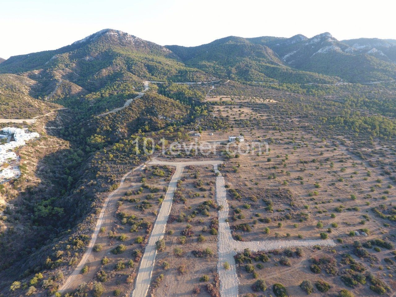 LAND WITH UNINTERRUPTED SEA VIEW