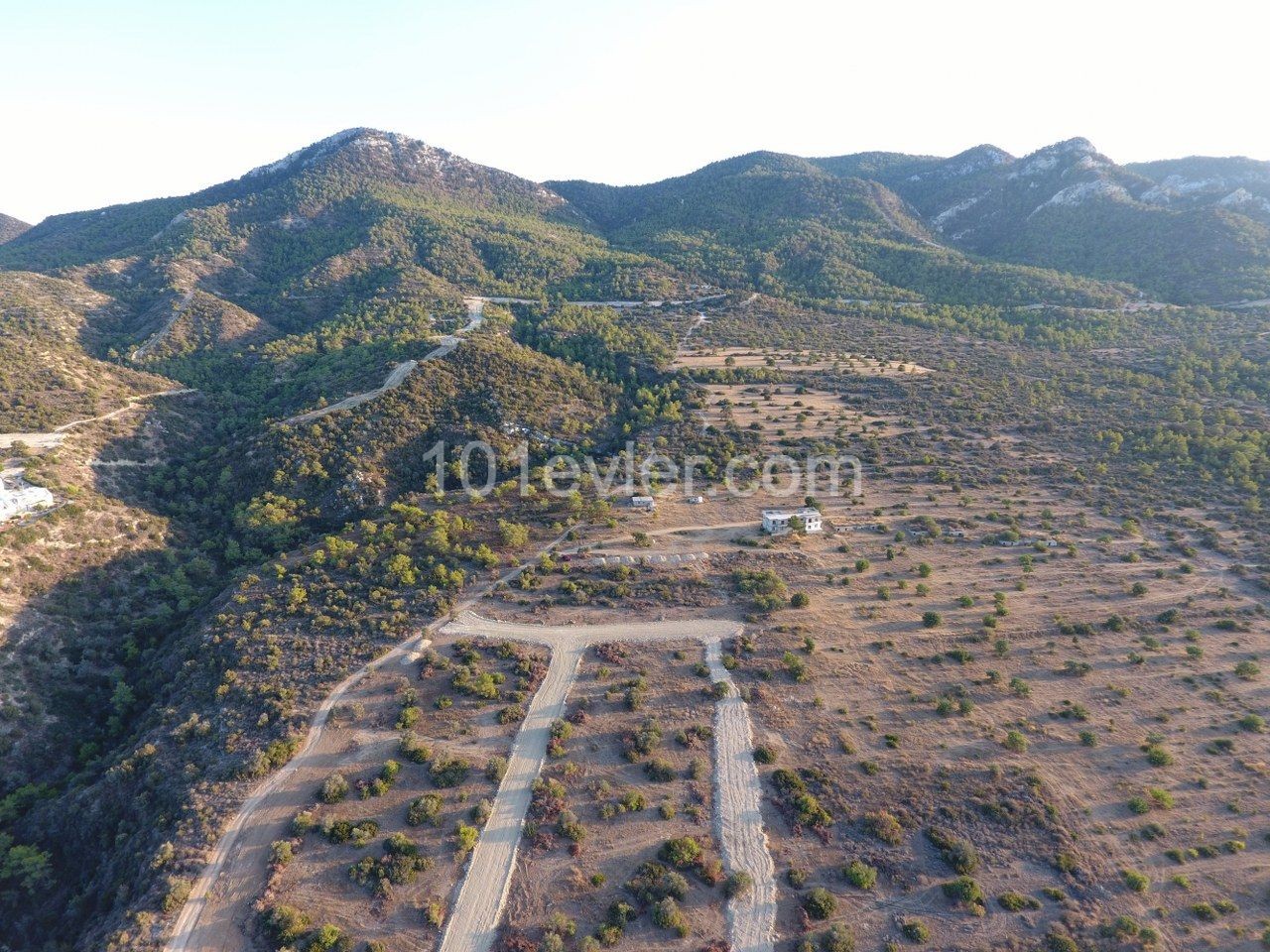 LAND WITH UNINTERRUPTED SEA VIEW