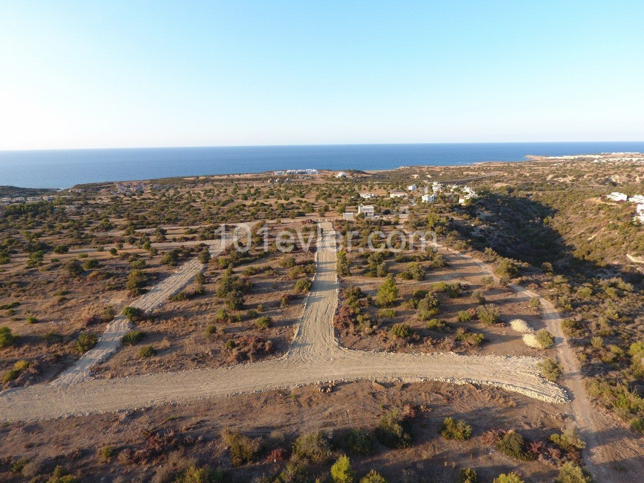 LAND WITH UNINTERRUPTED SEA VIEW