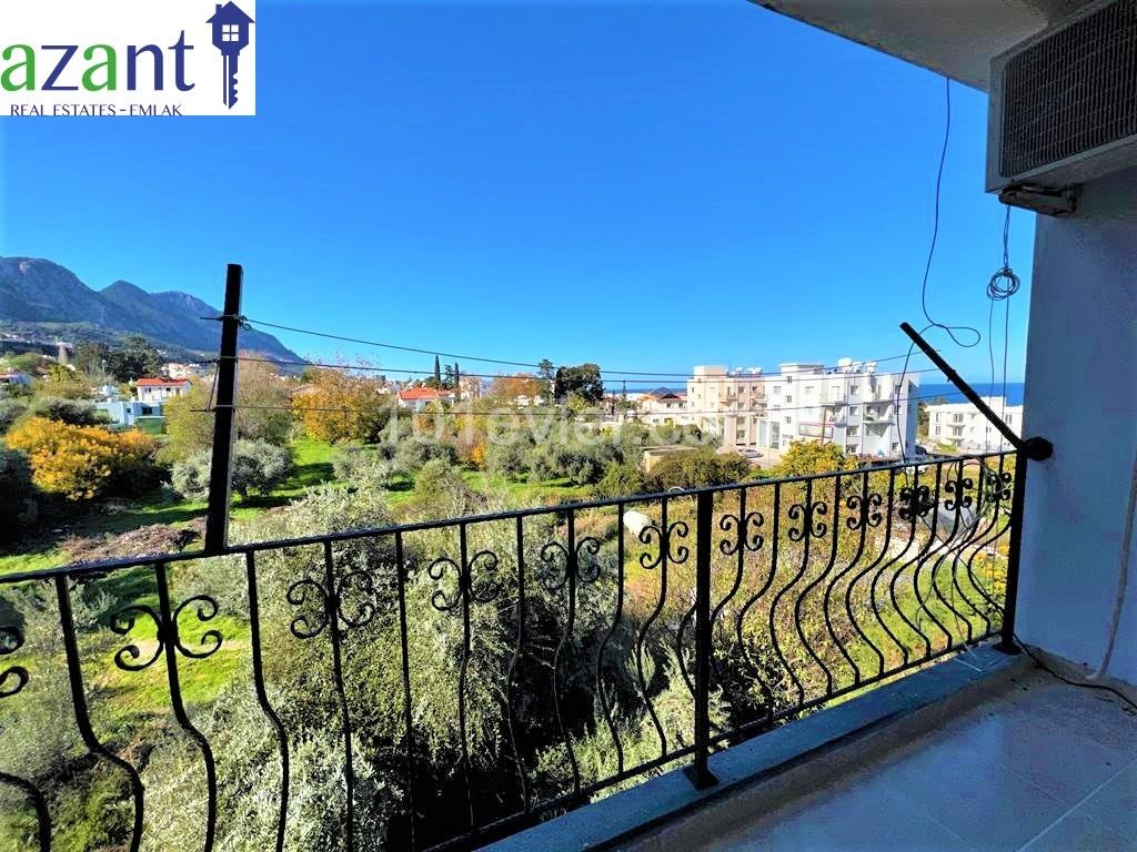 APARTMENT WITH SEA VIEW IN A BEAUTIFUL SITE IN LAPTA