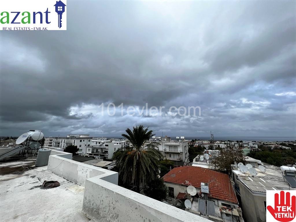 APARTMENT WITH SEA AND MOUNTAIN VIEWS IN A BEAUTIFUL SITE IN ALSANCAK