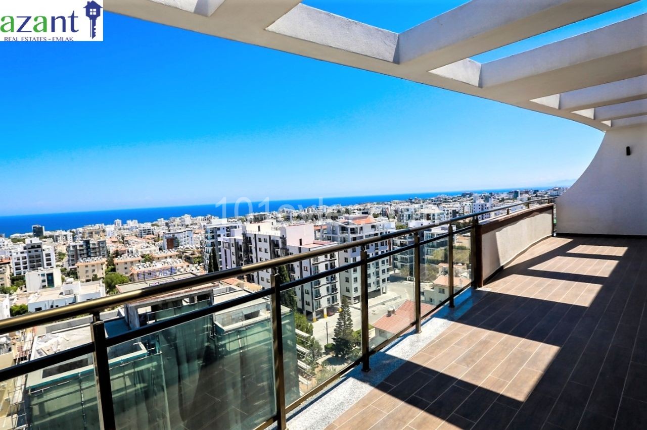 LUXUS-PENTHOUSE IM HÖCHSTEN GEBÄUDE MIT BLICK AUF KYRENIA ** 