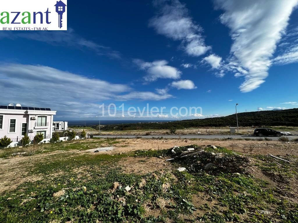 GRUNDSTÜCK MIT MEER-UND BERGBLICK IN CHATALKÖY ** 