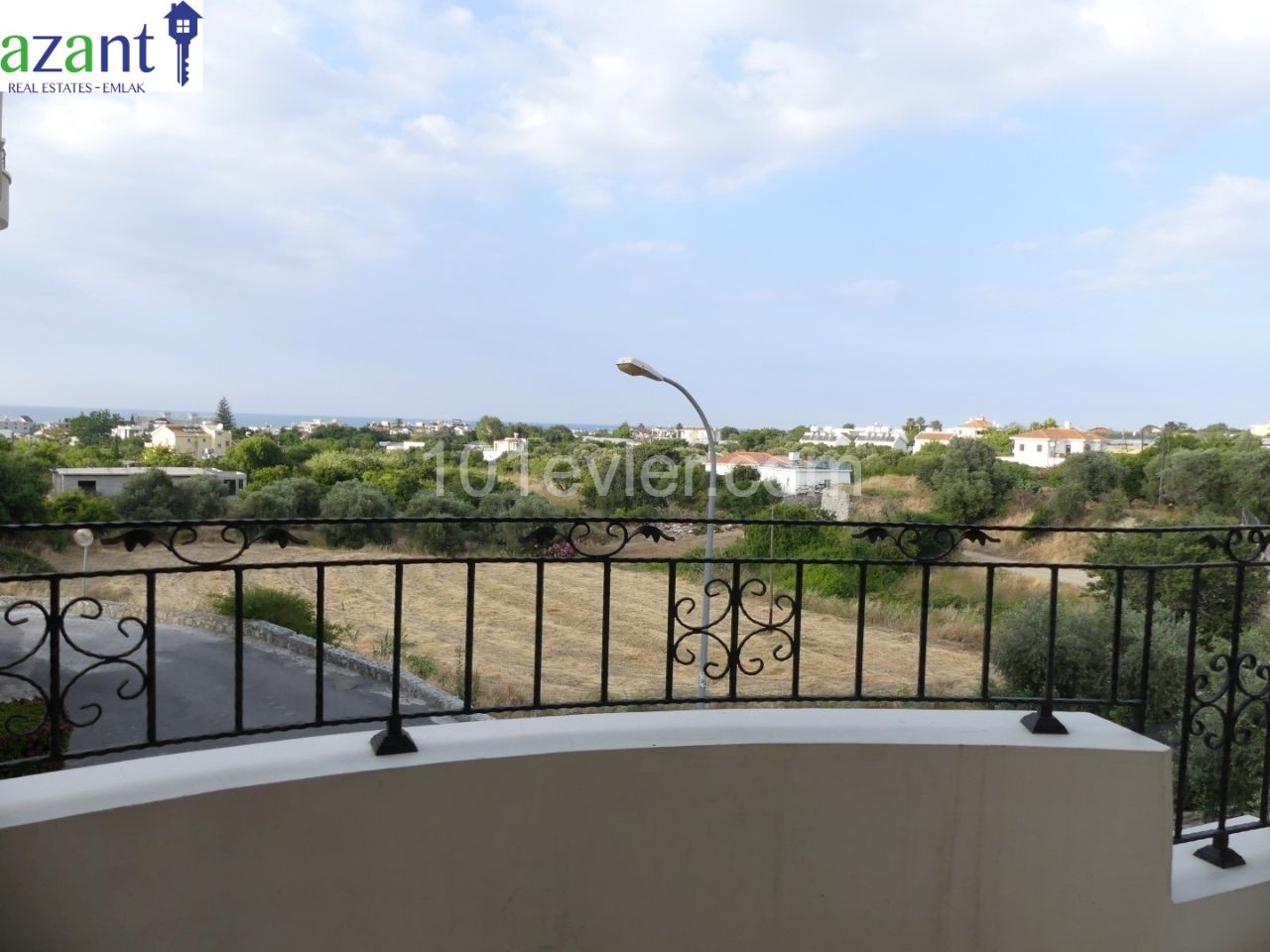 3 BEDROOM APARTMENT IN ALSANCAK