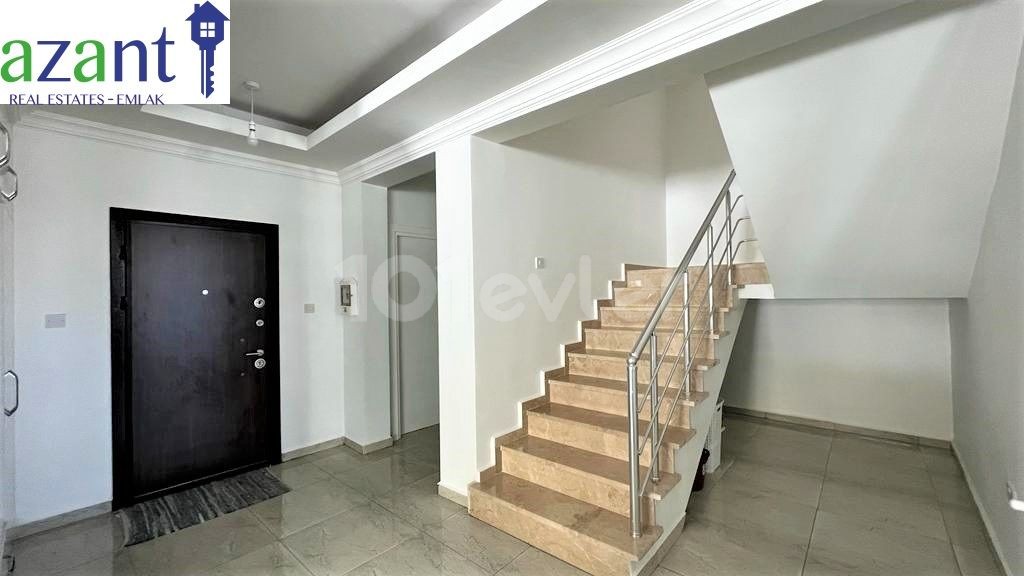 4-ZIMMER-DOPPELVILLA IN ALSANCAK ** 