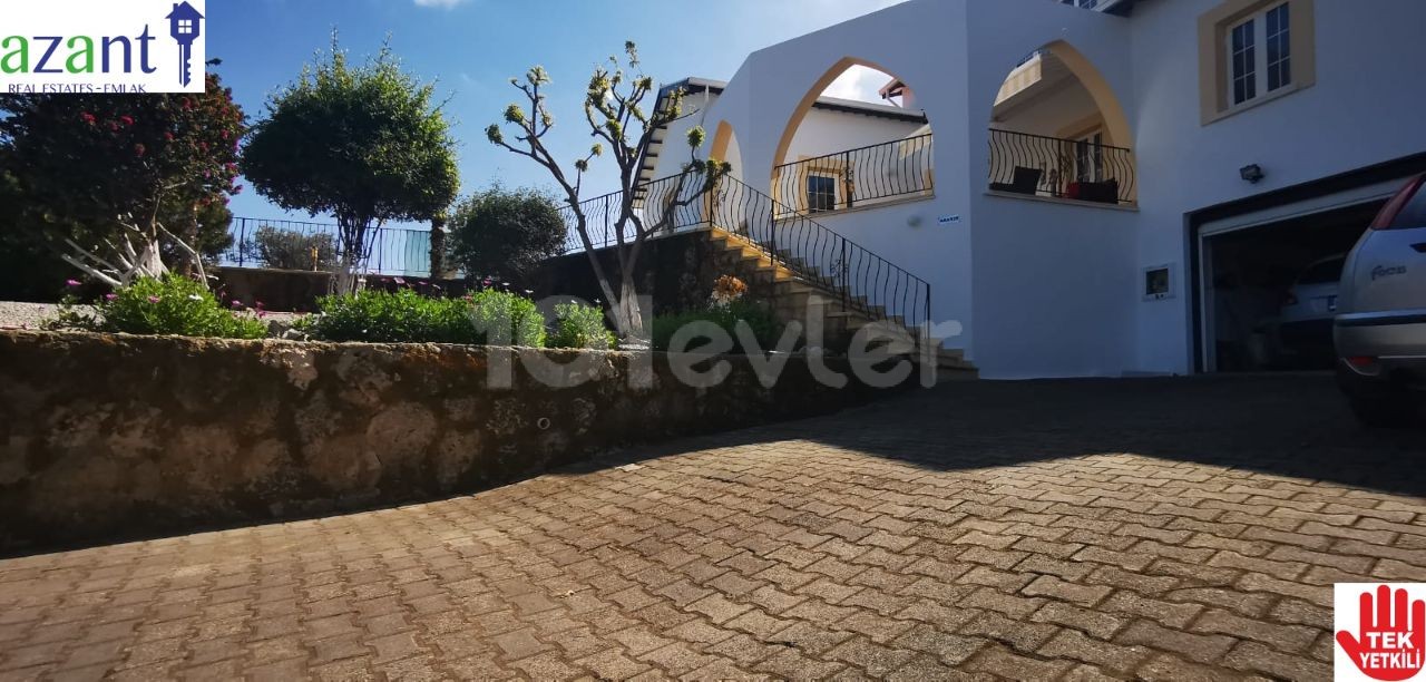 4 BEDROOM VILLA WITH POOL IN ZEYTINLIK 