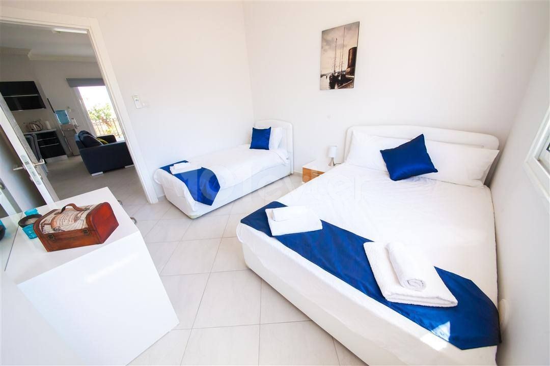 3 BEDROOM APARTMENT IN ESENTEPE