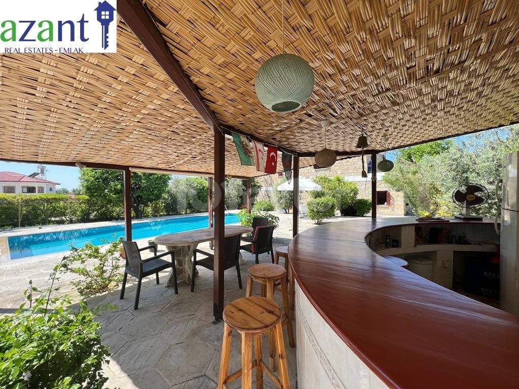 4 BEDROOM STONE VILLA IN LAPTA