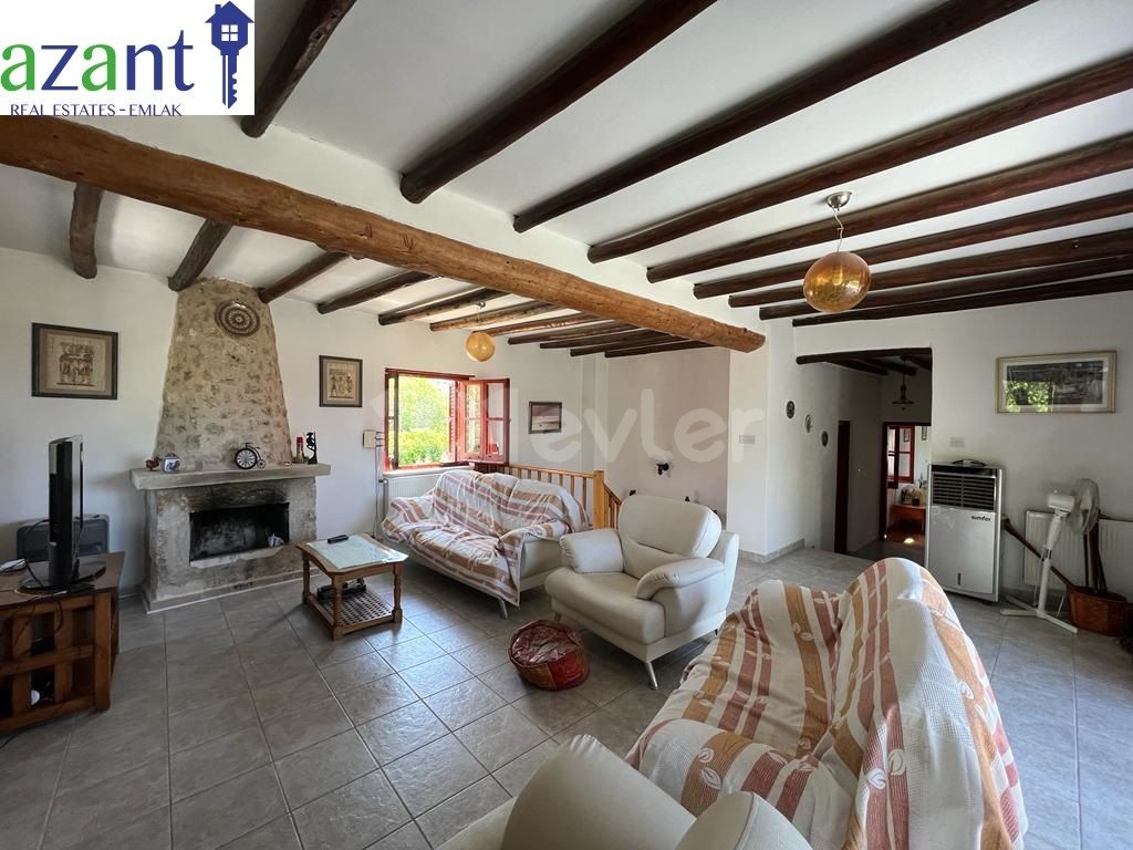 4 BEDROOM STONE VILLA IN LAPTA