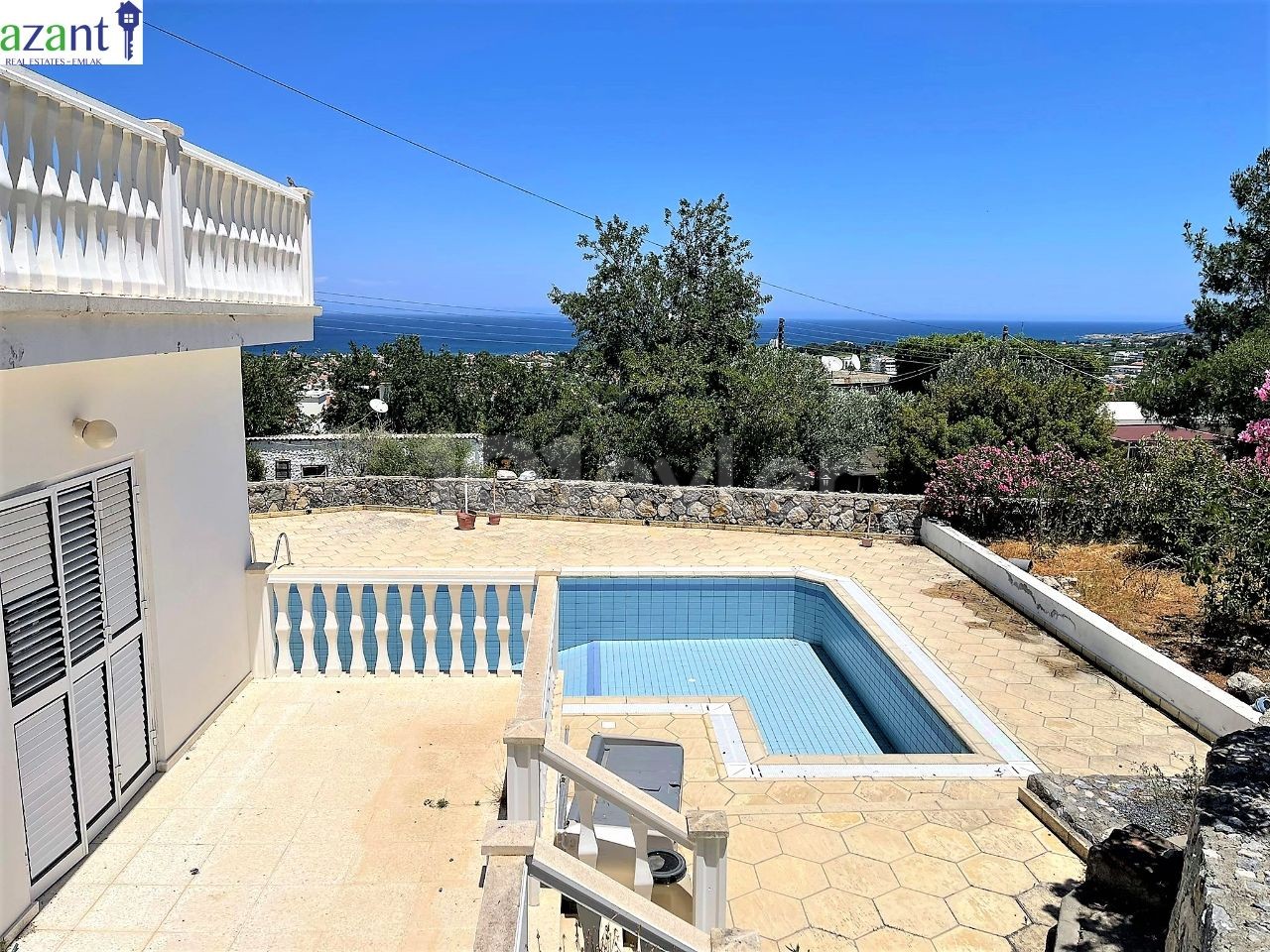 GREAT POTENTIAL VILLA WITH STUNNING VIEW IN LAPTA