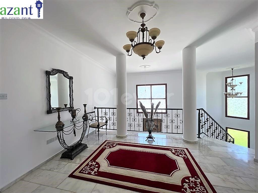 LARGE VILLA IN EDREMIT FOR SALE