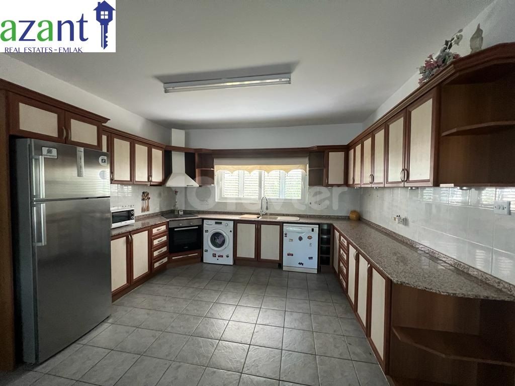 3+1 VİLLA  WITH POOL IN YEŞİLTEPE