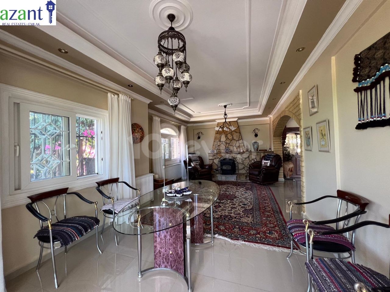 MAGNIFICENT 4+2 VILLA IN  KARŞIYAKA 50M FROM SEA