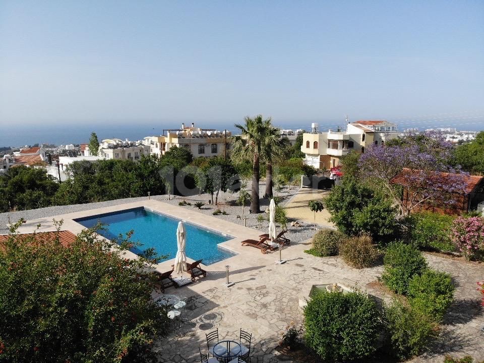 Villa With Spectacular  Sea and Mountain Views  in Lapta