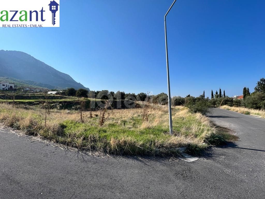 Residential Zoned Plot For Sale in Lapta, Kyrenia