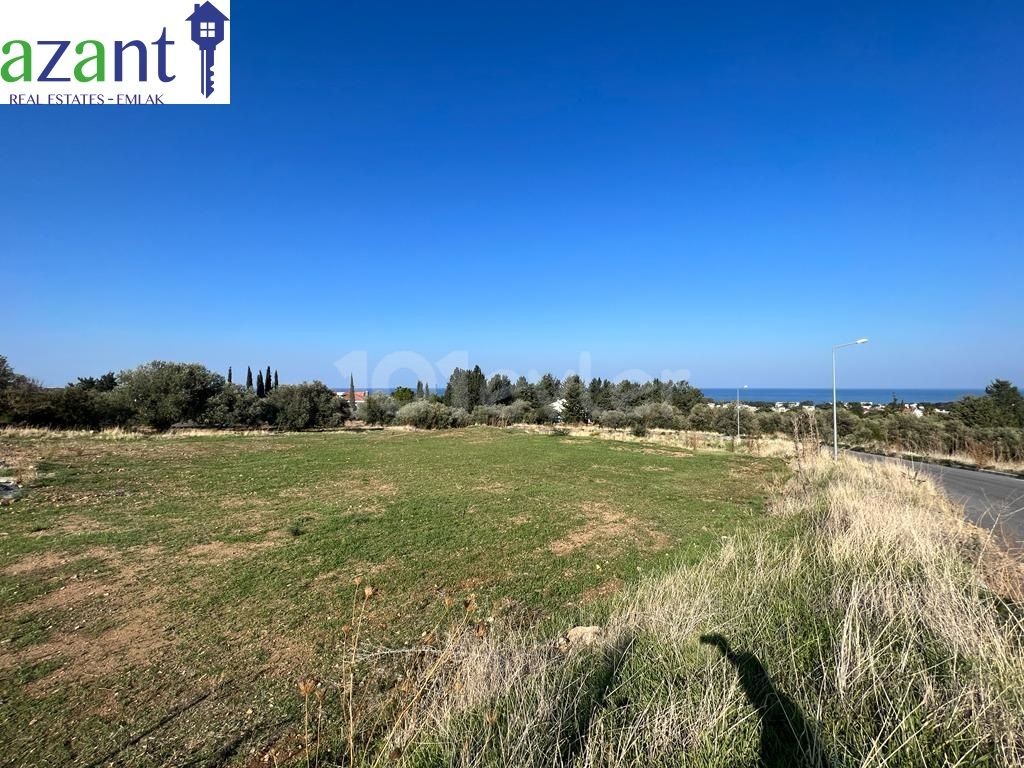 Residential Zoned Plot For Sale in Lapta, Kyrenia