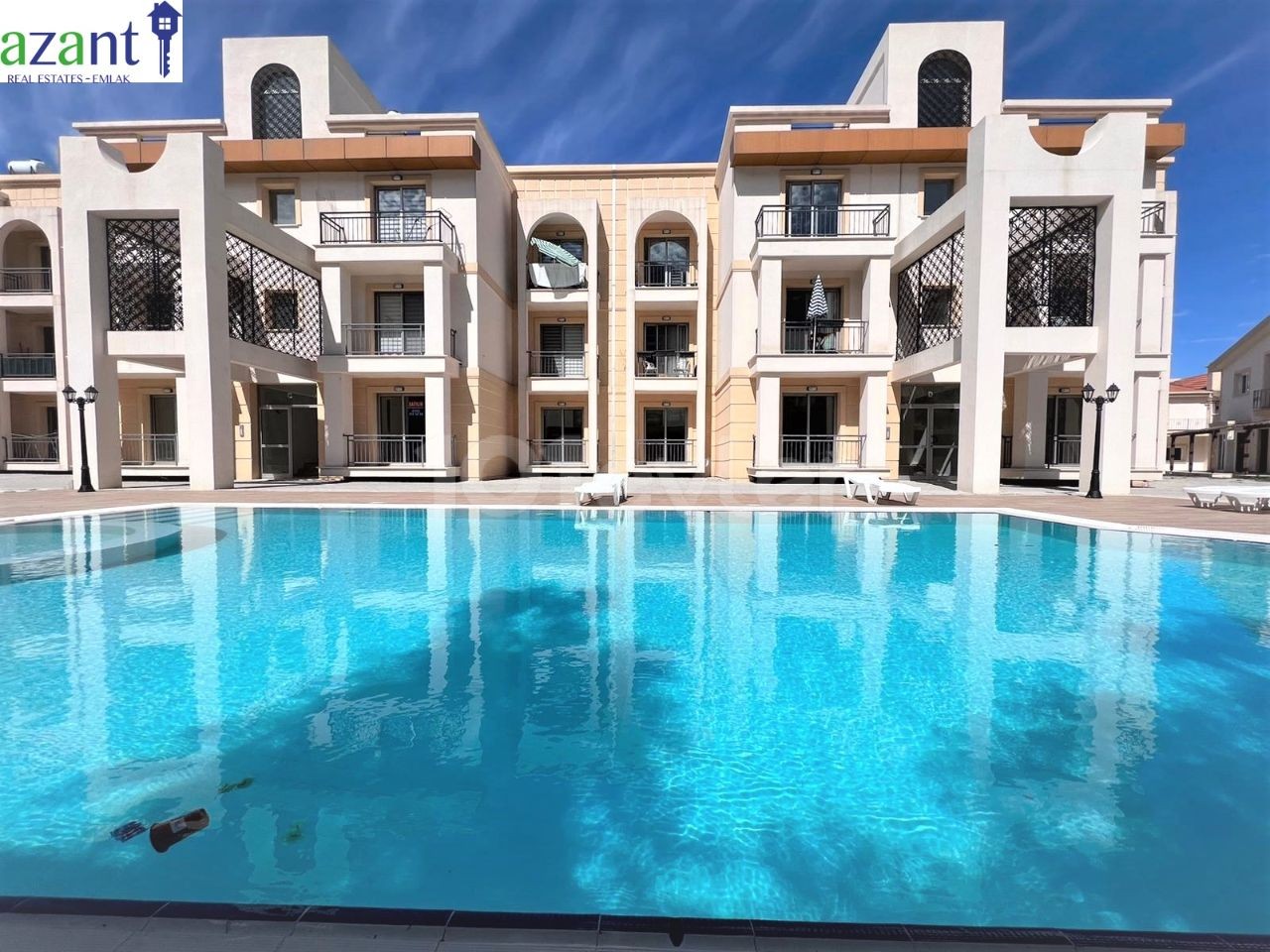 2+1 APARTMENT WİTH COMMUNAL POOL